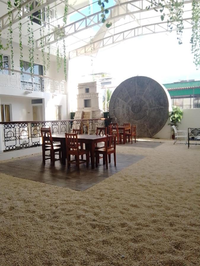 Casa Calendario Azteca Hotel Playa del Carmen Exterior foto